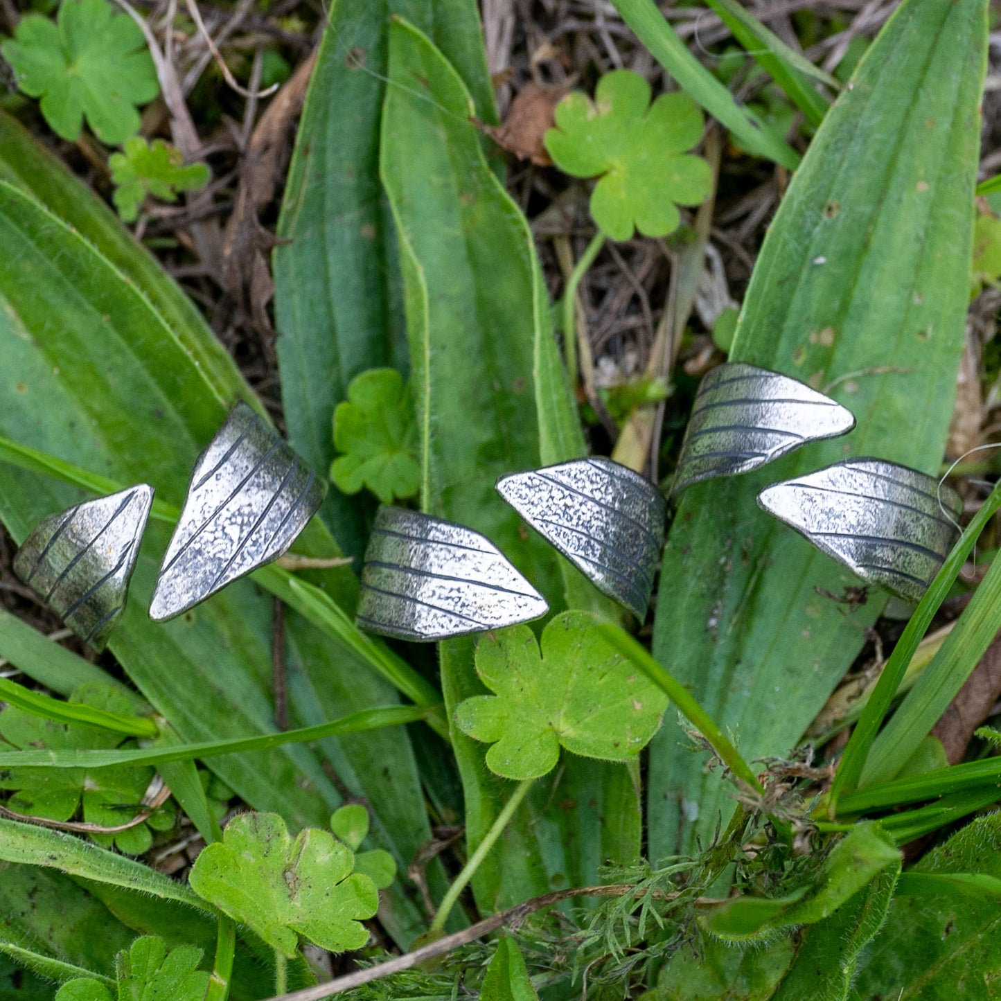 Adjustable Plantain Leaf Ring