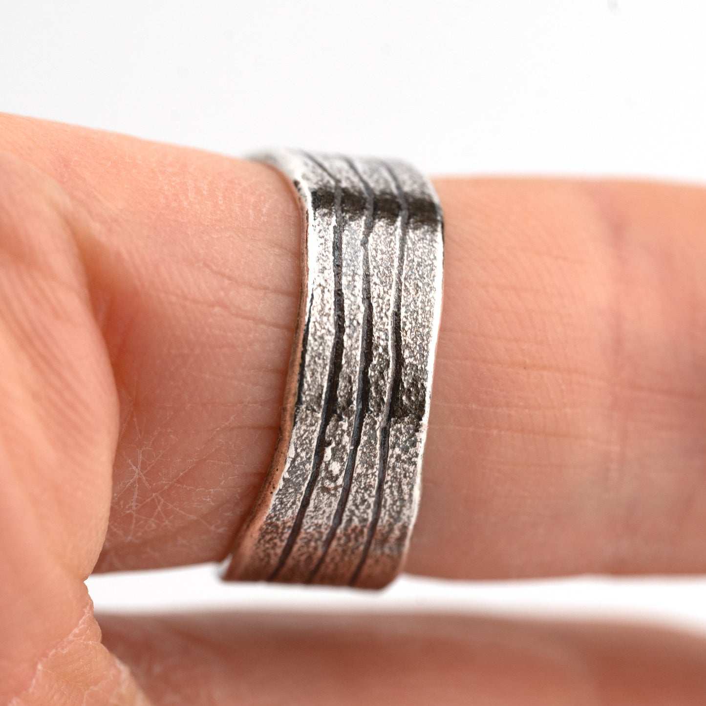 Adjustable Plantain Leaf Ring