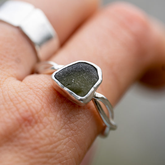 Dark Green Seaglass Ring with Twist Band - Size S