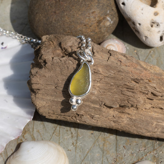 Dorset Lime Green Seaglass Necklace